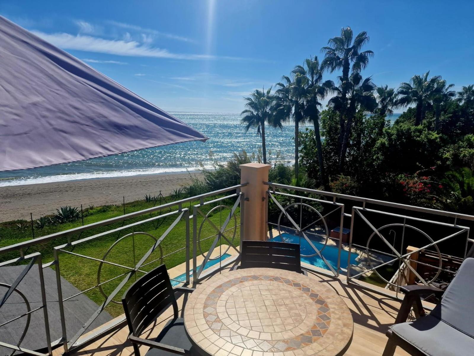 Exclusive Beachfront Penthouse アルマヤテ・アルト エクステリア 写真